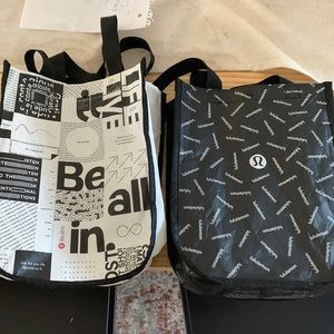 2 lululemon reusable bags